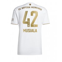 Bayern Munich Jamal Musiala #42 Fotballklær Bortedrakt 2022-23 Kortermet